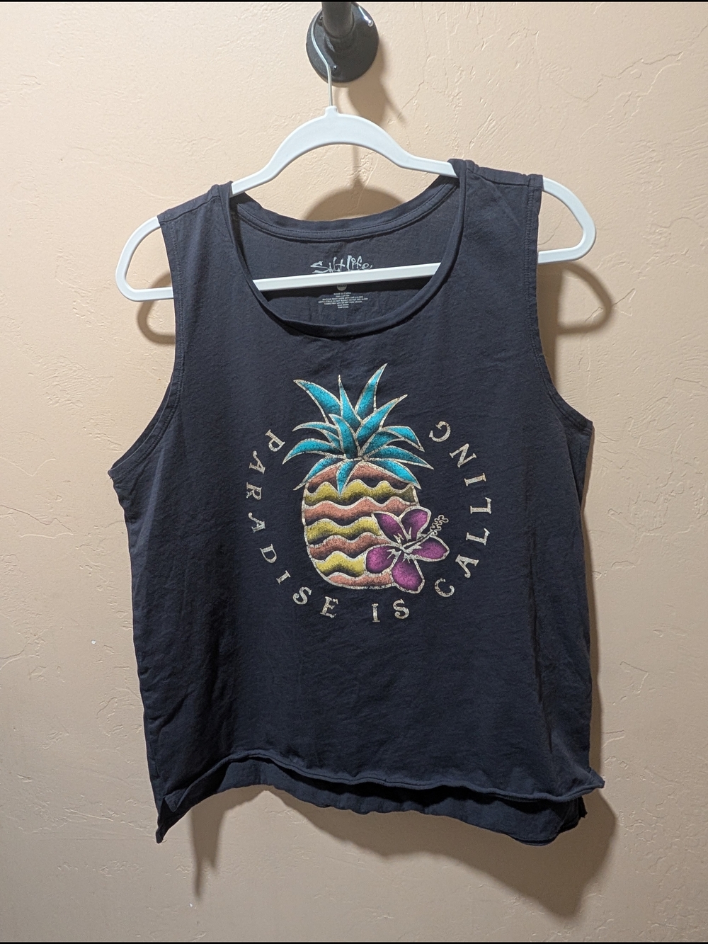 Salt Life Women’s Gray Pineapple Paradise Is Calling Graphic Tank XL